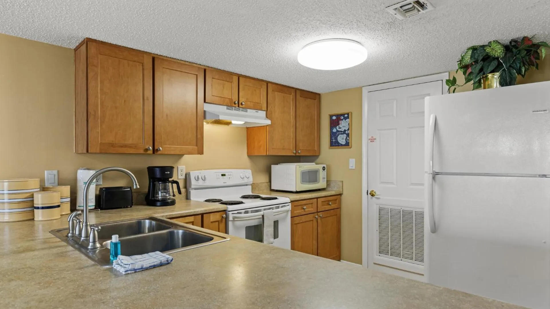 Pinnacle Port B3-105 Panama City Beach 0*,